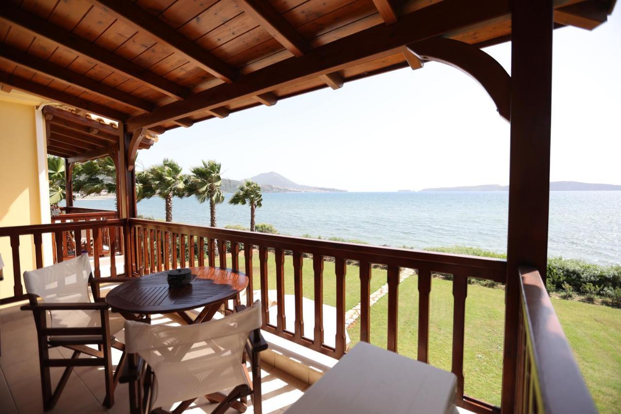 Seaside Gialova Apartment Pylos Ngoại thất bức ảnh
